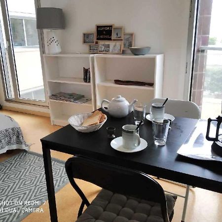Studio Lumineux Proche Centre Ville Et Plage La Rochelle  Exterior photo