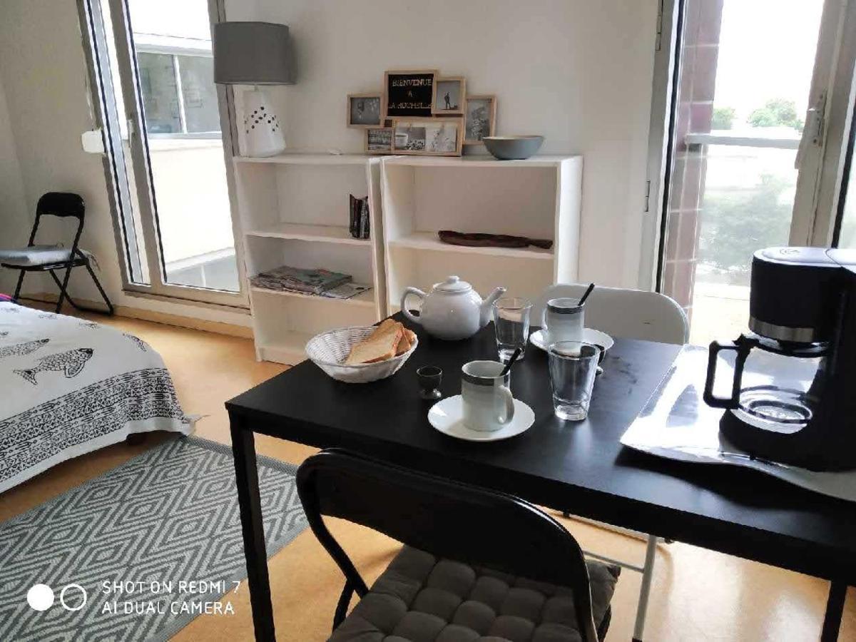 Studio Lumineux Proche Centre Ville Et Plage La Rochelle  Exterior photo